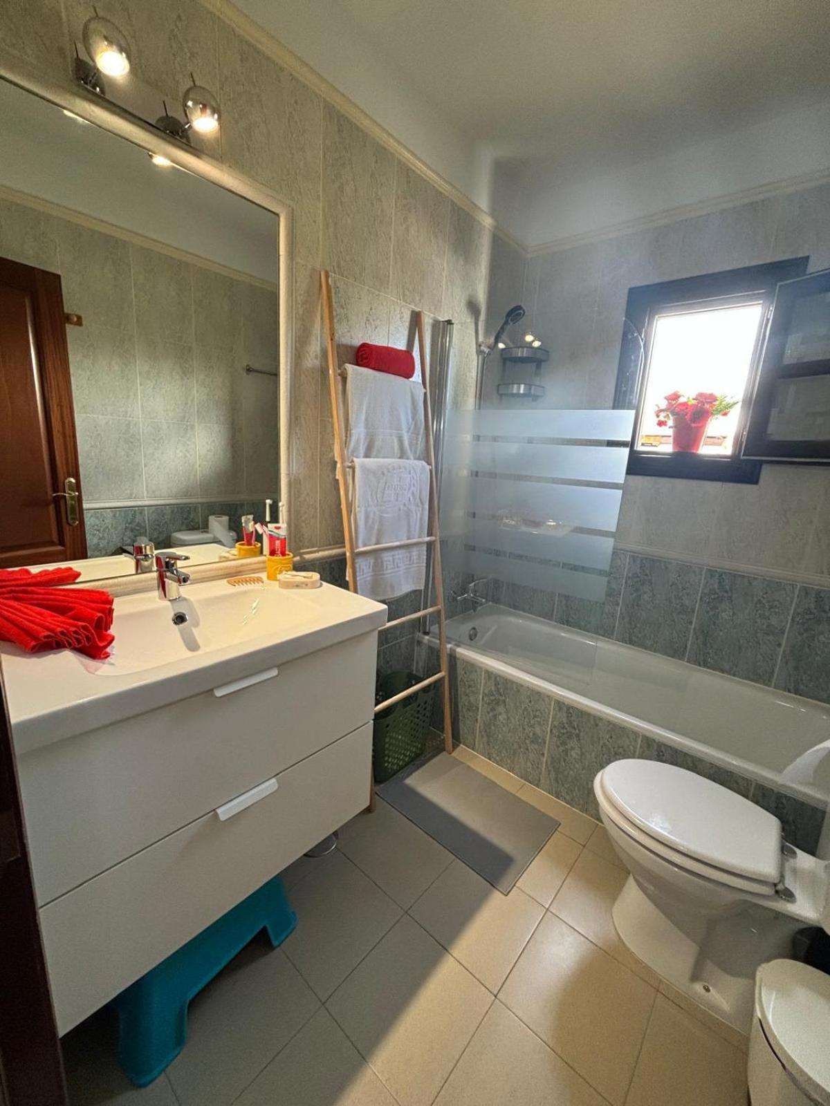 Villa Adel 56, Private Heated Pool, Parking Playa Blanca  Kültér fotó