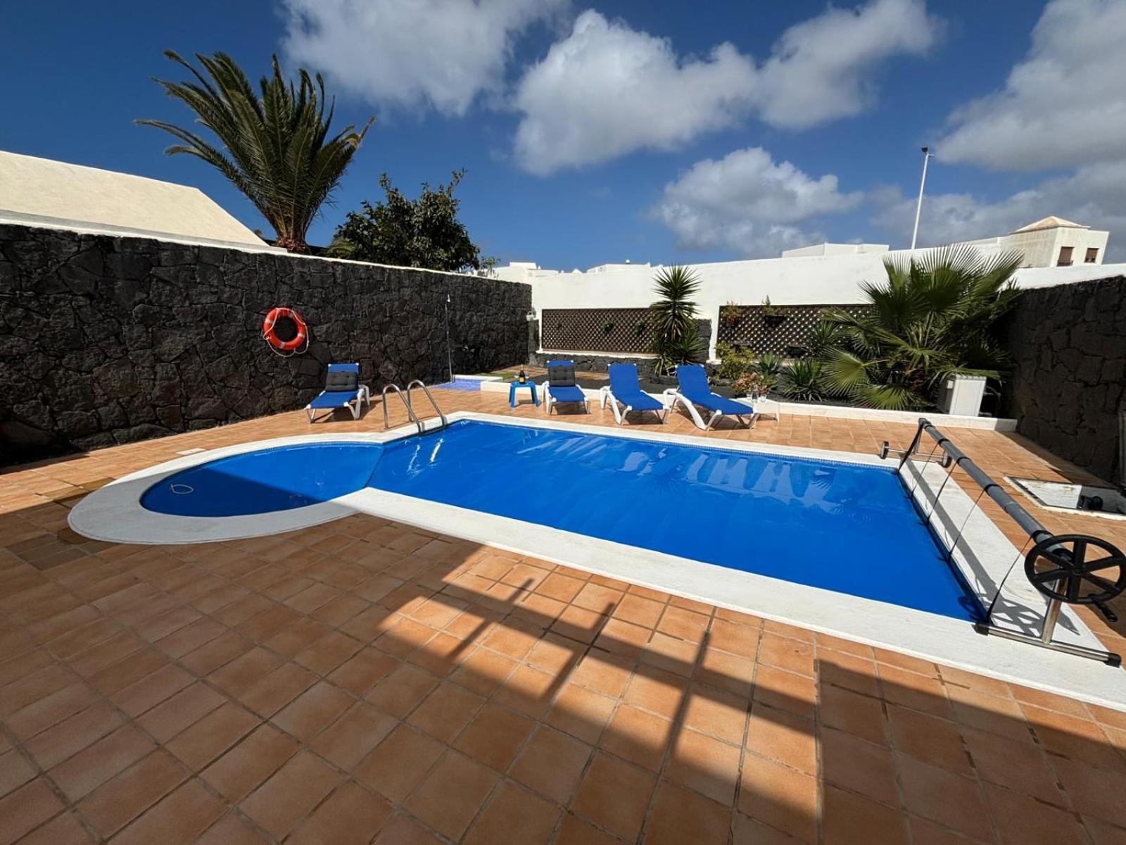 Villa Adel 56, Private Heated Pool, Parking Playa Blanca  Kültér fotó