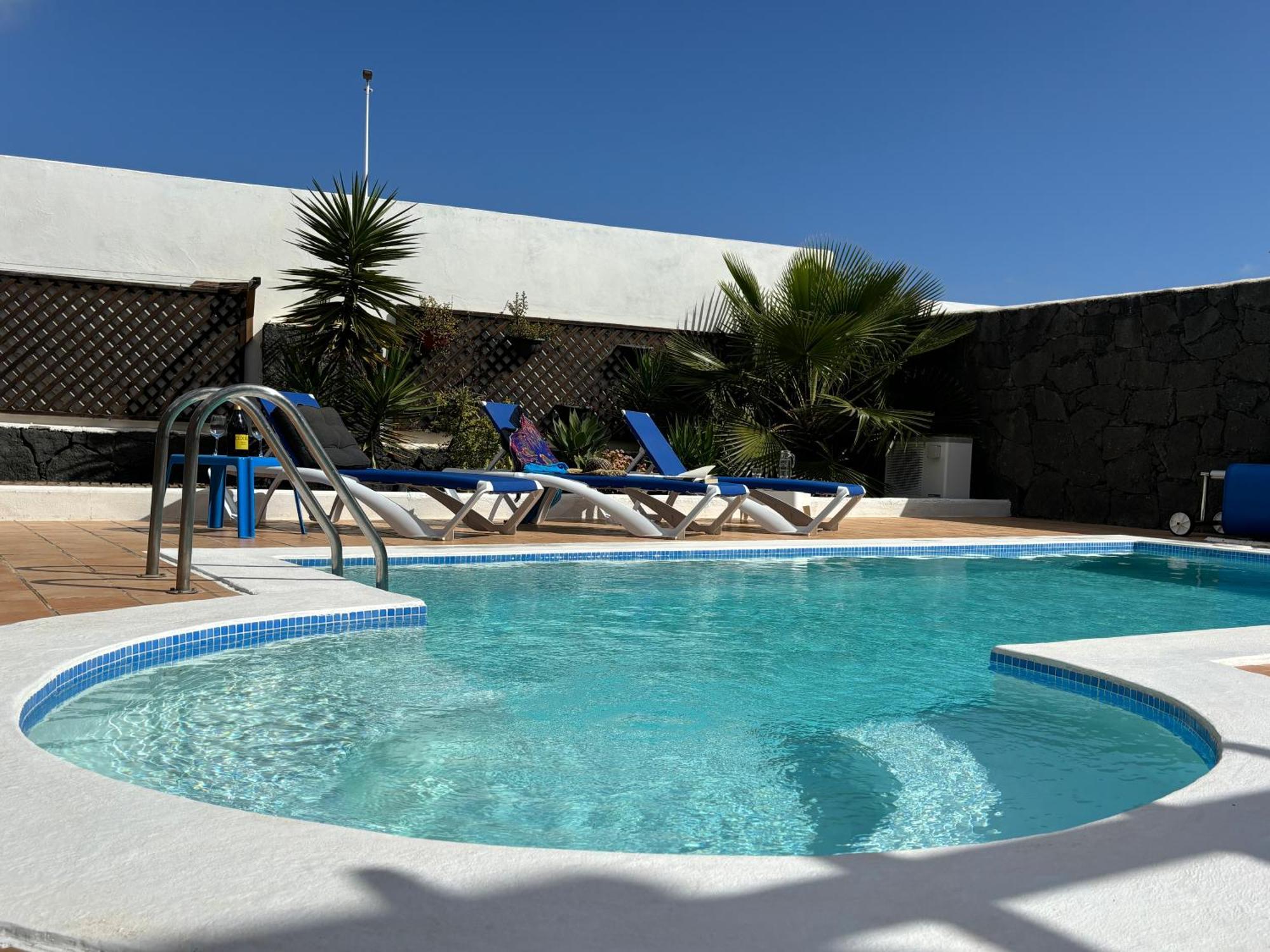 Villa Adel 56, Private Heated Pool, Parking Playa Blanca  Kültér fotó